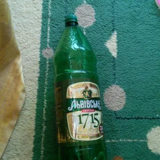 Lvovskoe 1715 Beer 4.7% Plastic Bottle 2.4L — photo 2