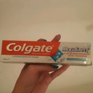 Colgate Max Shine Toothpaste with Whitening Crystals Crystal Mint 100ml — photo 9