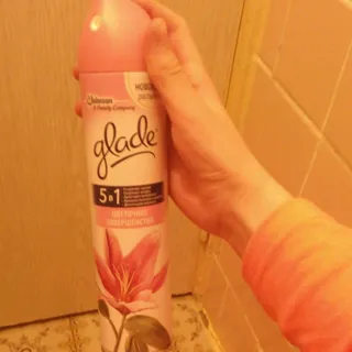 Glade Floral Air Freshener Aerosol 300ml — photo 3