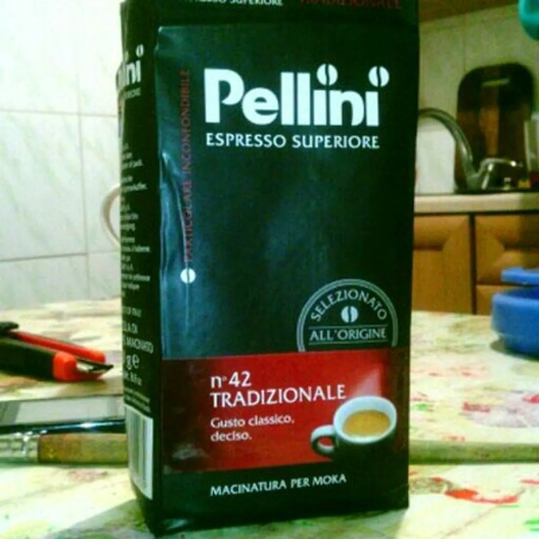 Pellini Tradizional ground coffee natural roasted