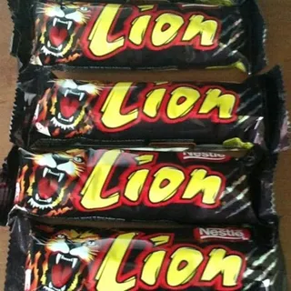 Lion Chocolate Bar 44g Standard — photo 6