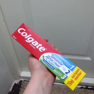 Colgate Triple Action Toothpaste 150ml — photo 5