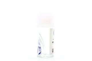 Nivea Invisible Black & White Clear Roll-On Antiperspirant for Women 50ml — photo 2