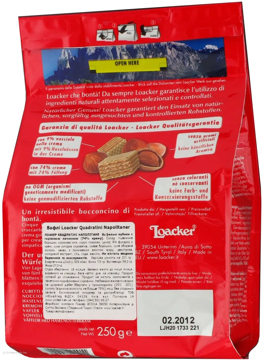 Loacker Quadratini Napolitaner Wafers Hazelnut Filling 250g