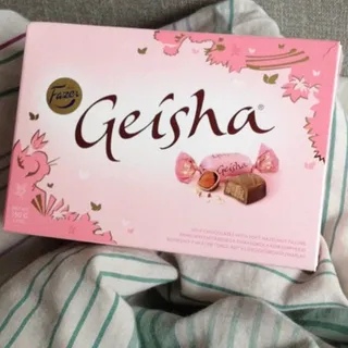 Fazer Geisha Candies with Grated Nuts 150g — photo 2