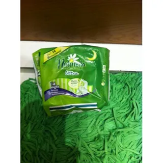 Naturella Ultra Camomile Night Scented Sanitary Pads 14pcs — photo 4