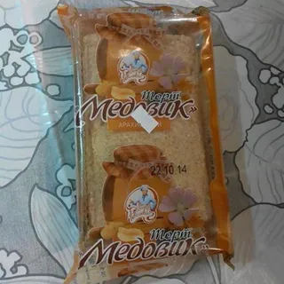 Honey Cake with Peanuts 300g — photo 2