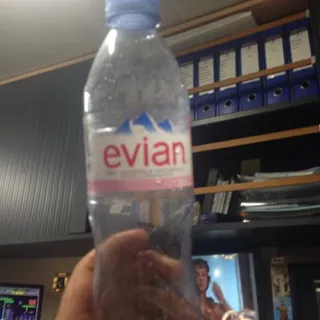 Evian Still Mineral Water 0.5L — photo 5