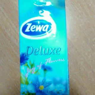 Zewa Deluxe 3-Ply Paper Tissues 10 Packs of 10 — photo 8