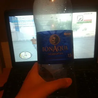 Bonaqua Sparkling Water Plastic Bottle 1500ml — photo 4