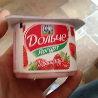 Thick yogurt 3.2%, Strawberry two-layer 120g — photo 5
