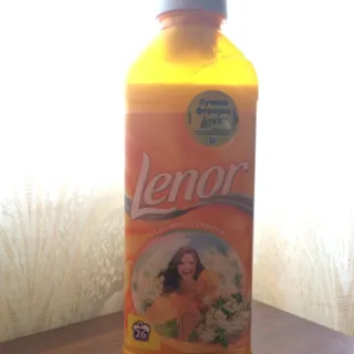 Кондиціонер для прання Lenor Ароматерапія Свіжість Бузку Радісний настрій 930 мл — фото 4