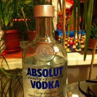 Absolut Vodka 40% Glass Bottle 0.5L — photo 7