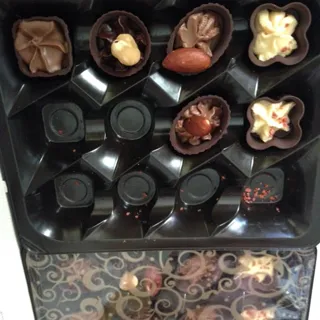 Liubymov Assorted Basket Candies Box 220g — photo 2