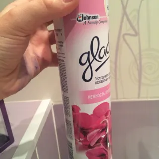 Glade 5-in-1 Air Freshener Aerosol Petal Tenderness 300ml — photo 14