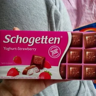 Schogetten Chocolate, Yogurt-Strawberry 100g — photo 3