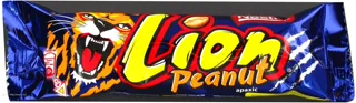 Nestle Lion Chocolate Wafer Bar with Caramel and Peanuts 42g — photo 2