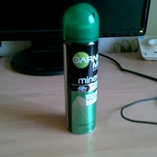 Garnier Mineral Deodorant No White Marks for Men 150ml — photo 11