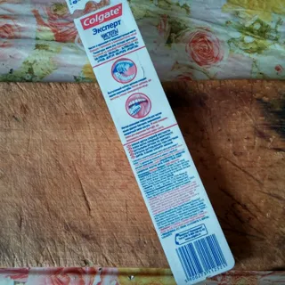 Colgate Expert Clean Medium Toothbrush 2pcs — photo 6