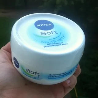 Nivea Soft Moisturizing Face, Hand & Body Cream 200ml — photo 4
