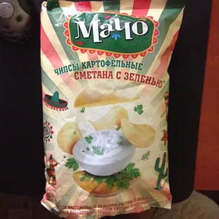 Macho Premium XXL Potato Chips Sour Cream & Herbs 135g — photo 3