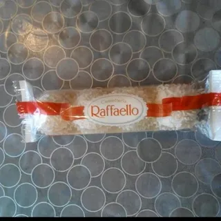 Raffaello candies 4 pcs — photo 4