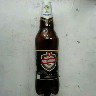 Chernihivske Strong Light Beer 7.3% 1L Plastic Bottle — photo 3
