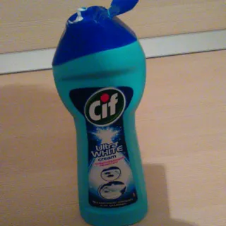Ultra White Cream Cleaner for Kitchen and Bathroom 250ml Plastic Bottle — photo 4