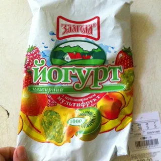 Zlahoda Yogurt 1L 0% PE Multifruit — photo 3