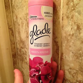 Glade 5-in-1 Air Freshener Aerosol Petal Tenderness 300ml — photo 7
