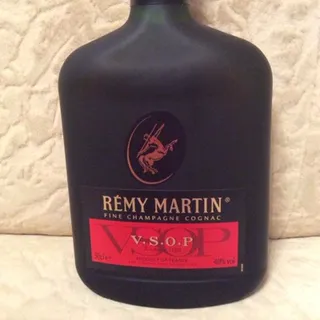 Remy Martin VSOP Cognac 0.5L — photo 3