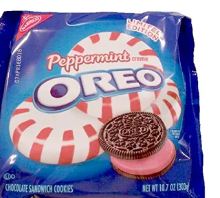Oreo Seasonal Sandwich Cookies, Peppermint, 10.7 oz — photo 2