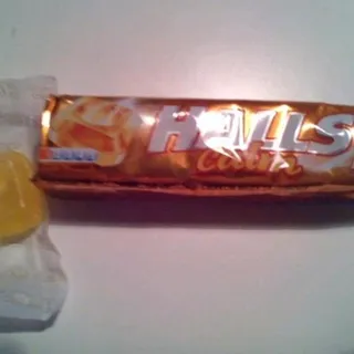 Halls Honey Lemon Candy 33g — photo 8