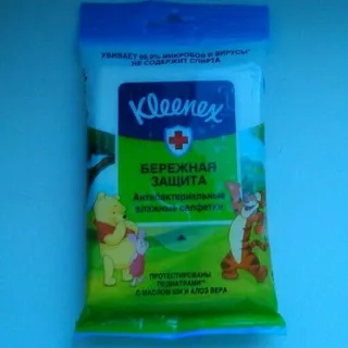 Kleenex Disney Antibacterial Wet Wipes 10pcs — photo 5