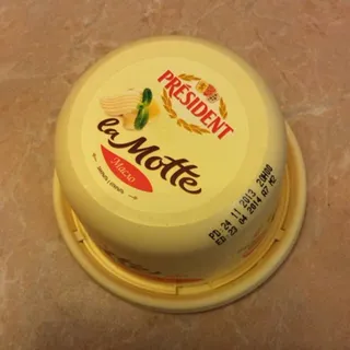 President La Motte Sour Cream Butter 82% 250g — photo 4
