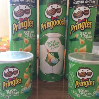 Pringles potato chips sour cream & onion tub 40g — photo 7