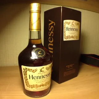 Hennessy VS Cognac 40% 0.5L Gift Box — photo 5