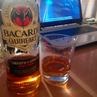 Bacardi Oakheart Rum, 0.7 L, 35% Alc — photo 3
