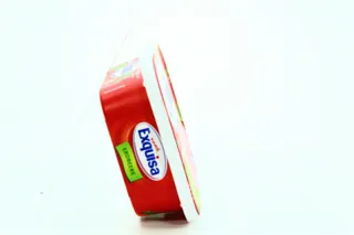 Exquisa Creamy Strawberry Cheese 52% 200g Germany — photo 2