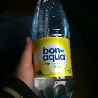 Bon-aqua sparkling drinking water with lemon flavor 1L — photo 3