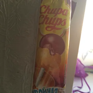 Chupa Chups Double Dose Mango and Grape Lollipops 16.8g — photo 3