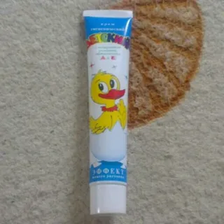 Children's Hygiene Cream with Chamomile Extract, Vitamins A and E 44g Tube — photo 2