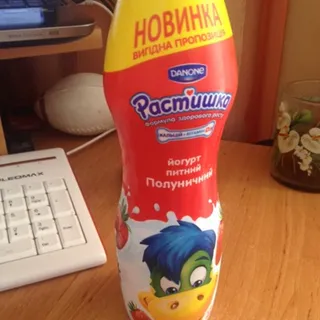 Danone Rastishka Strawberry Drinking Yogurt 1.5% 580g — photo 2