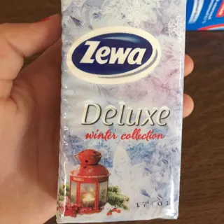 Zewa Deluxe 3-Ply Paper Tissues 10 Packs of 10 — photo 2