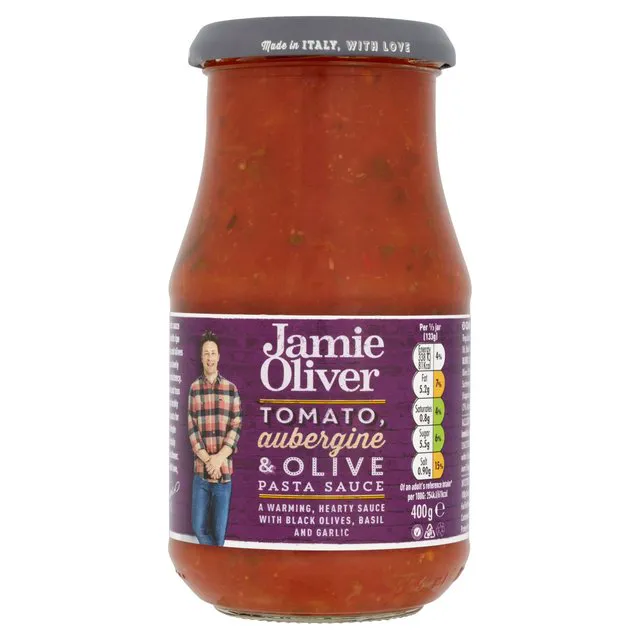Jamie Oliver Паста соус з помідорів, баклажанів та оливок