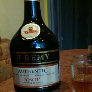 Sent Remy Authentic V.S.O. Brandy — photo 6