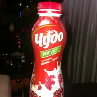Chudo Bifidoyogurt Raspberry-Pomegranate 2.5% 350g Plastic Bottle — photo 3