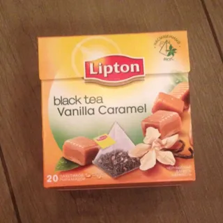 Black Tea Vanilla Caramel Pyramid Bags 34g Carton 20pcs — photo 4
