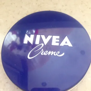 Зволожуючий крем Nivea універсальний 150 мл — фото 14