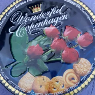 Wonderful Copenhagen Rose Red Cookies 450g Tin — photo 4